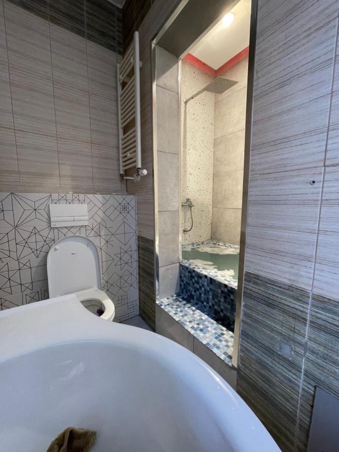 Ora-Prn, Studio Apartment In The City Centre Pristina Exterior foto